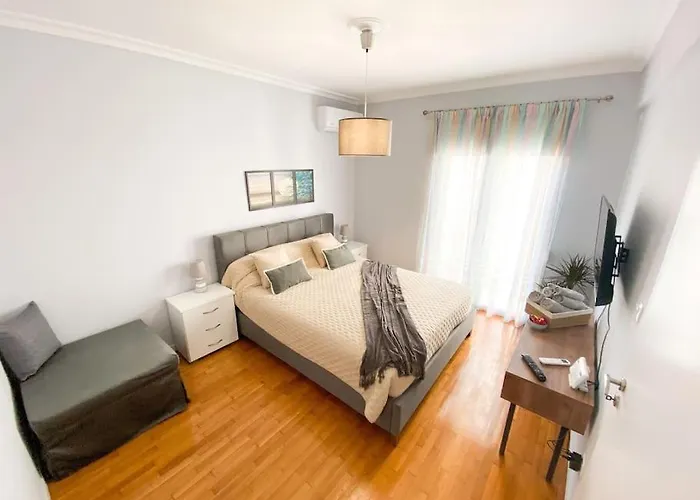 6Th Floor Apartment In Victoria Square