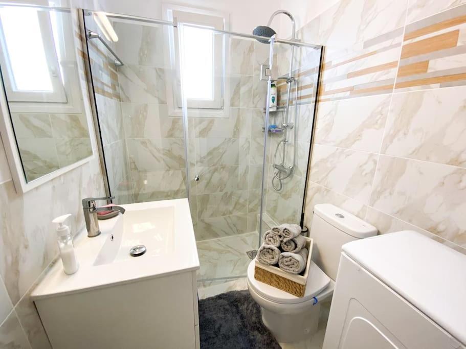 6th Floor In Victoria Square Apartment