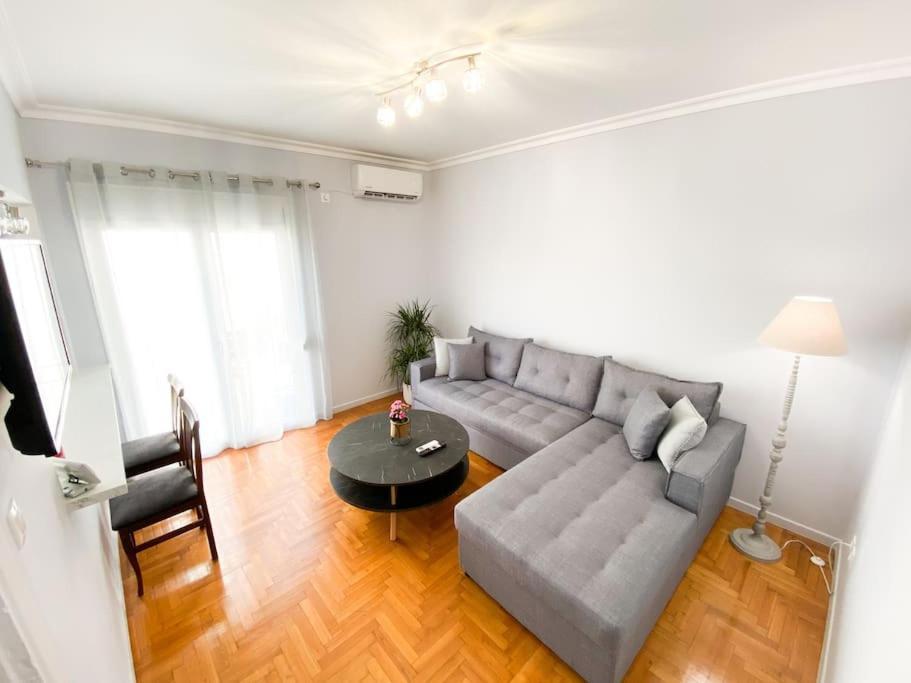 6th Floor In Victoria Square Apartment